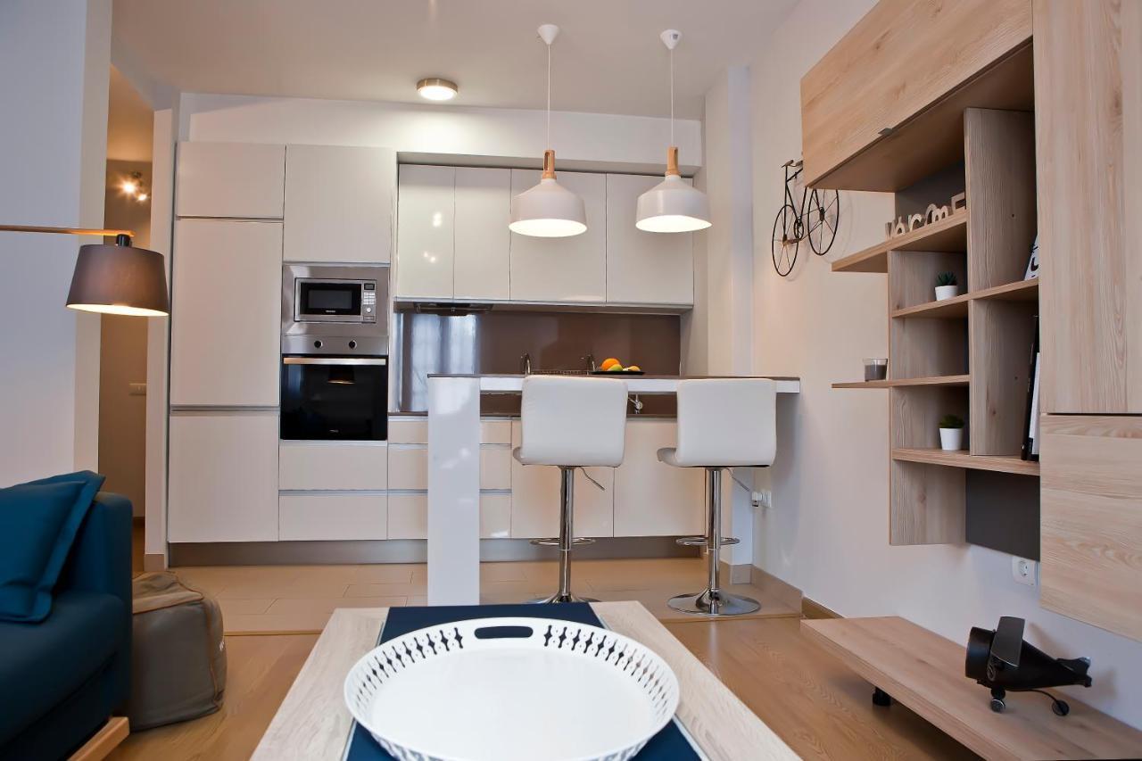 Luz Y Tranquilidad En El Casco Historico - Parking Gratis Appartement Sevilla Buitenkant foto