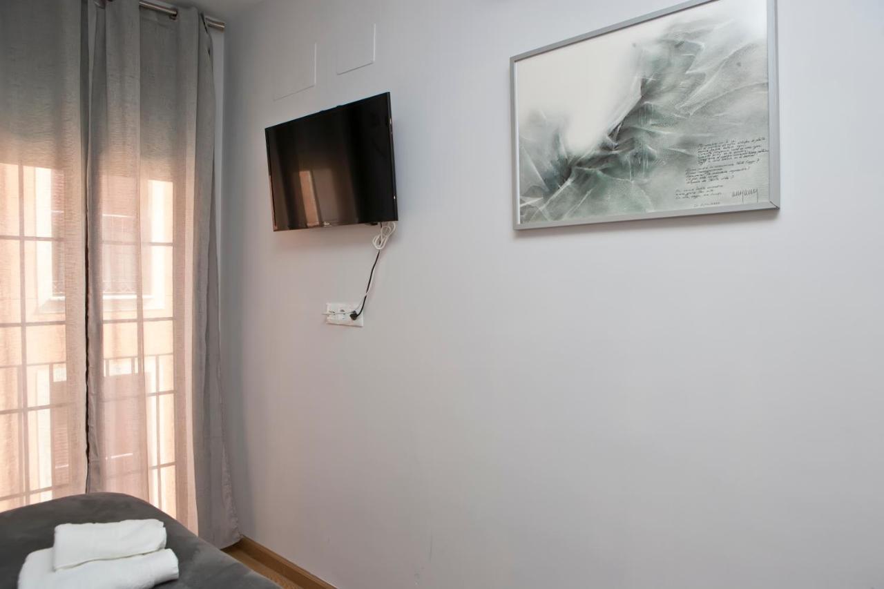 Luz Y Tranquilidad En El Casco Historico - Parking Gratis Appartement Sevilla Buitenkant foto