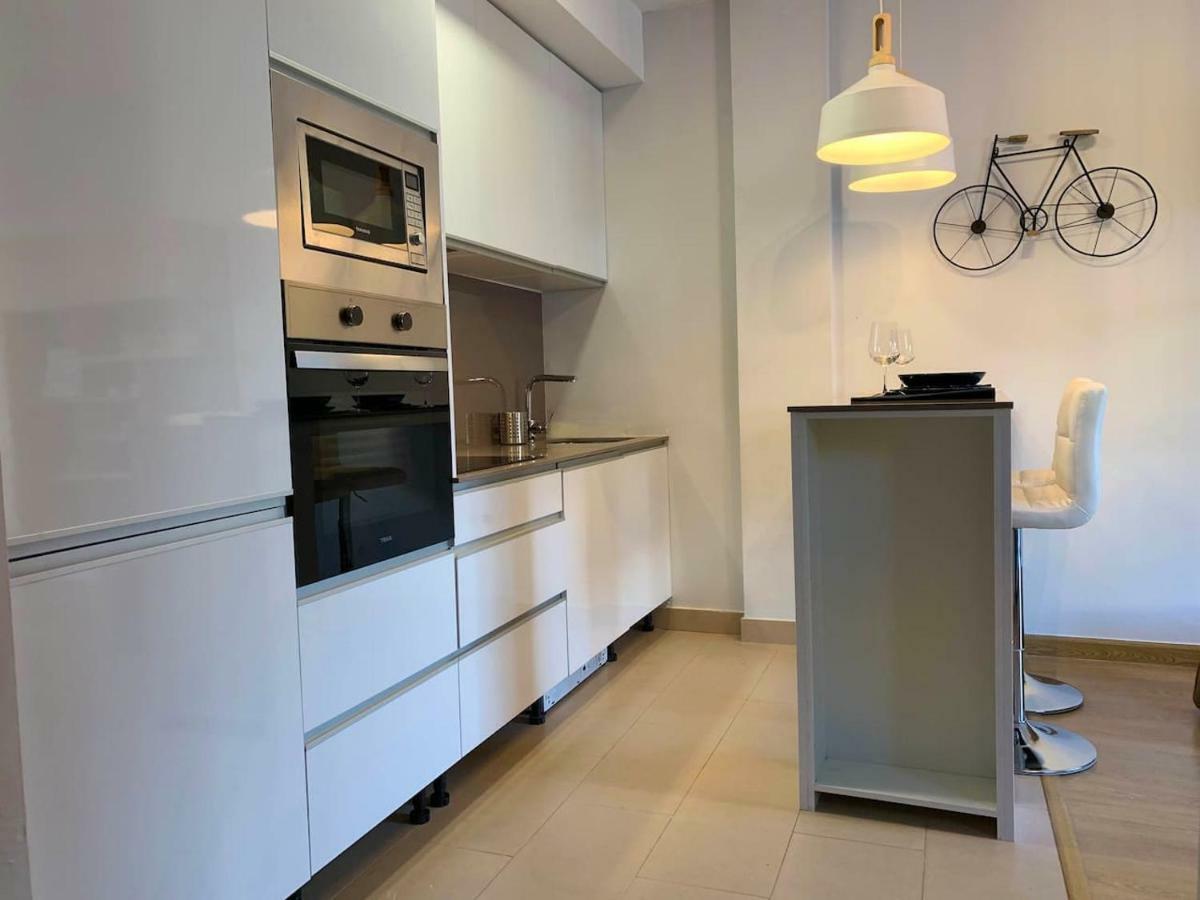 Luz Y Tranquilidad En El Casco Historico - Parking Gratis Appartement Sevilla Buitenkant foto