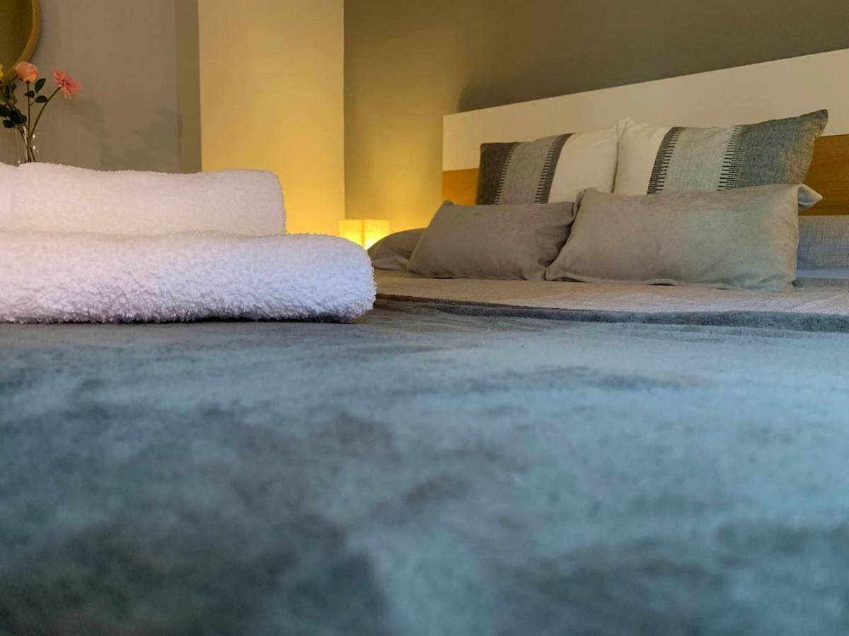 Luz Y Tranquilidad En El Casco Historico - Parking Gratis Appartement Sevilla Buitenkant foto