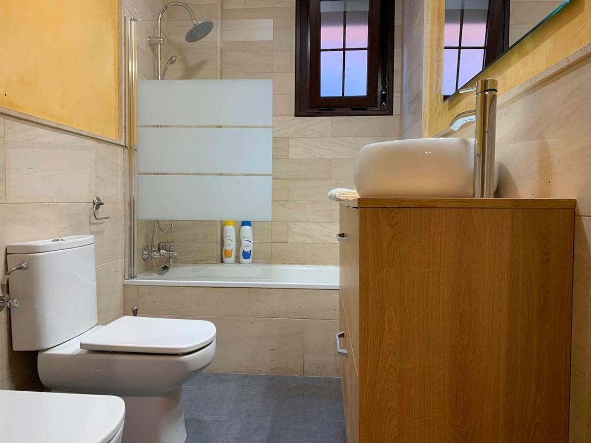 Luz Y Tranquilidad En El Casco Historico - Parking Gratis Appartement Sevilla Buitenkant foto